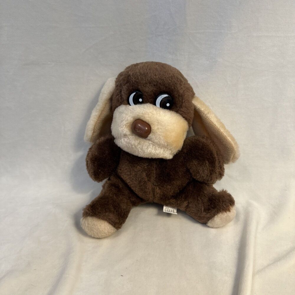 1990s Vintage Hound Dog Plush Toy